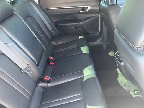 Used 2021 Hyundai Sonata Limited image 17