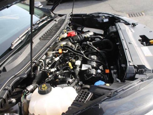 Used 2024 Ford Edge Titanium image 15