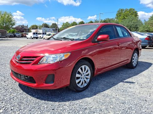 Used 2013 Toyota Corolla LE image 3
