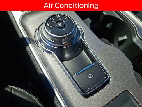 Used 2024 Ford Edge SEL AWD/4WD image 14