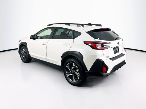 Used 2024 Subaru Crosstrek 2.0i Premium image 5