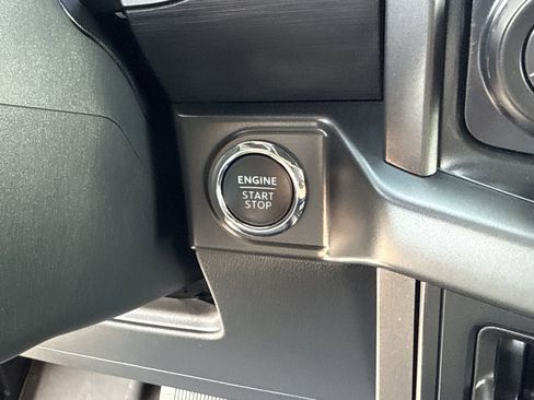 Used 2024 Ford F150 XLT w/ Equipment Group 302A MID AWD/4WD image 33