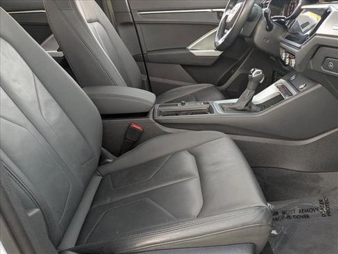 Used 2020 Audi Q3 2.0T Premium Plus w/ Premium Plus Package image 18
