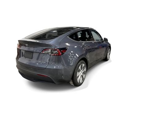 Used 2023 Tesla Model Y Long Range AWD/4WD image 6