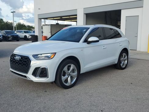 Certified 2023 Audi Q5 2.0T Premium Plus w/ Premium Plus Package AWD/4WD image 9