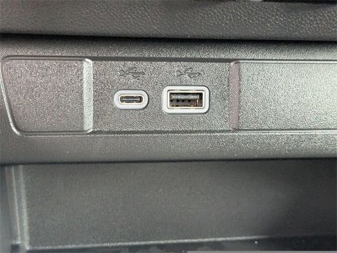 New 2026 GMC Canyon Elevation w/ Convenience Package image 21