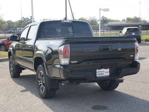 Used 2023 Toyota Tacoma TRD Sport AWD/4WD image 14
