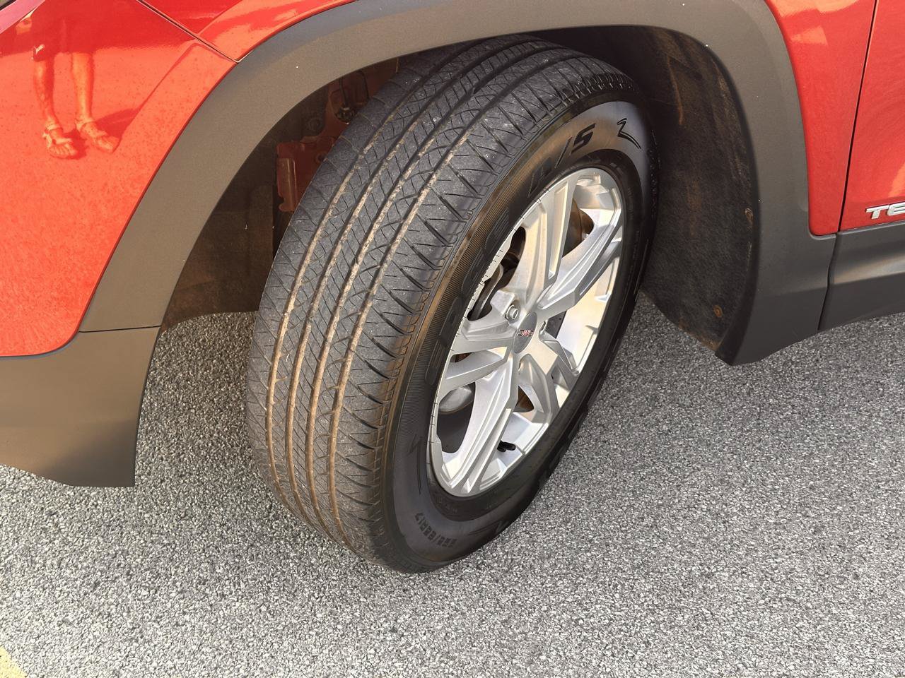 Used 2019 GMC Terrain SLE FWD image 9