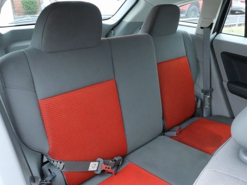 Used 2007 Dodge Caliber SXT image 27