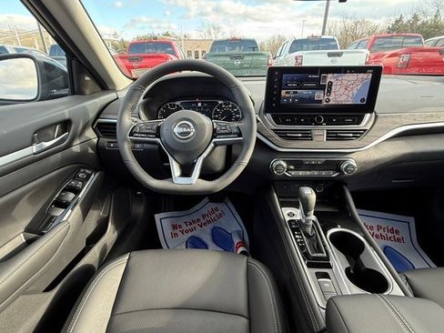 New 2025 Nissan Altima 2.5 SL image 22