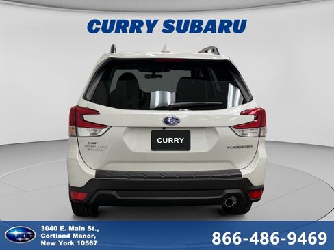 Used 2023 Subaru Forester Limited AWD/4WD image 4