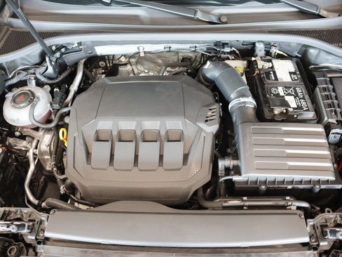 Used 2024 Audi Q3 2.0T Premium image 7