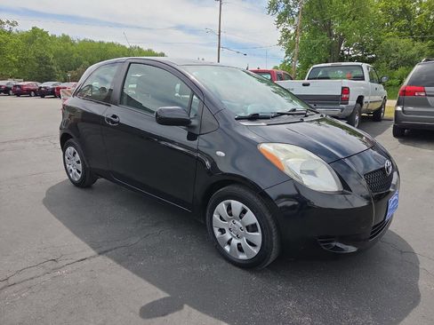 Used 2008 Toyota Yaris S FWD image 9