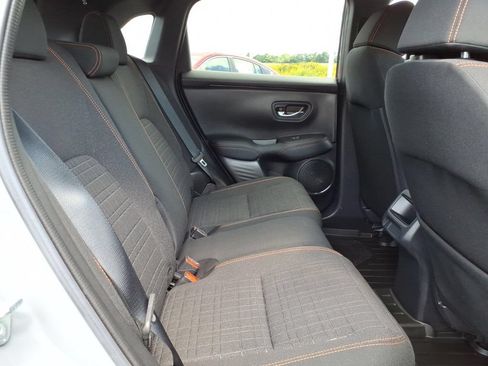 Used 2024 Honda HR-V Sport image 10
