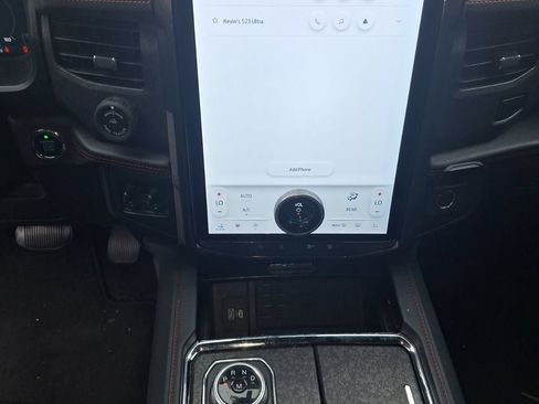 Used 2023 Ford Expedition Max Limited AWD/4WD image 16