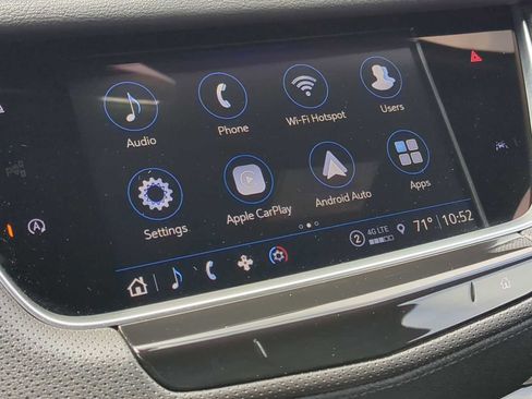 Used 2025 Cadillac XT6 Luxury image 19