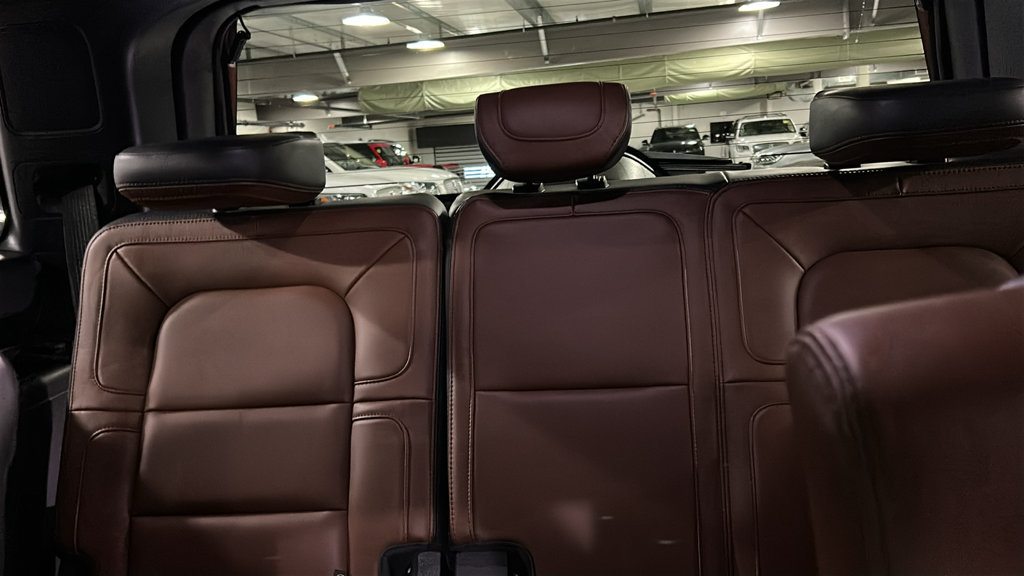 Used 2024 Lincoln Navigator Reserve AWD/4WD image 26
