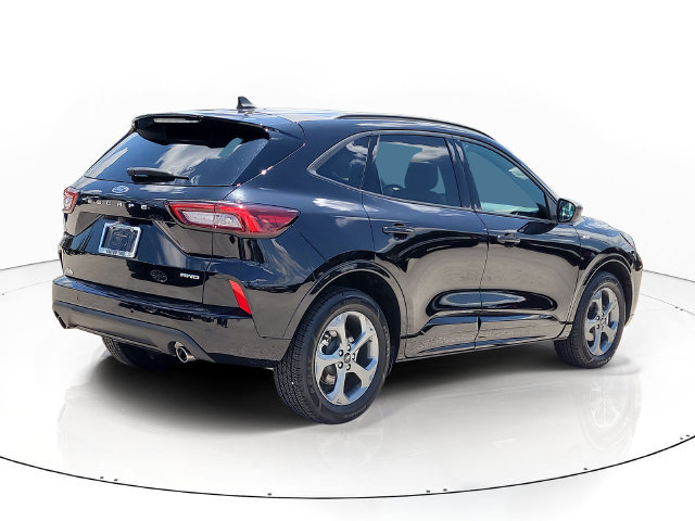 Used 2023 Ford Escape ST-Line w/ Tech Pack #1 AWD/4WD image 5