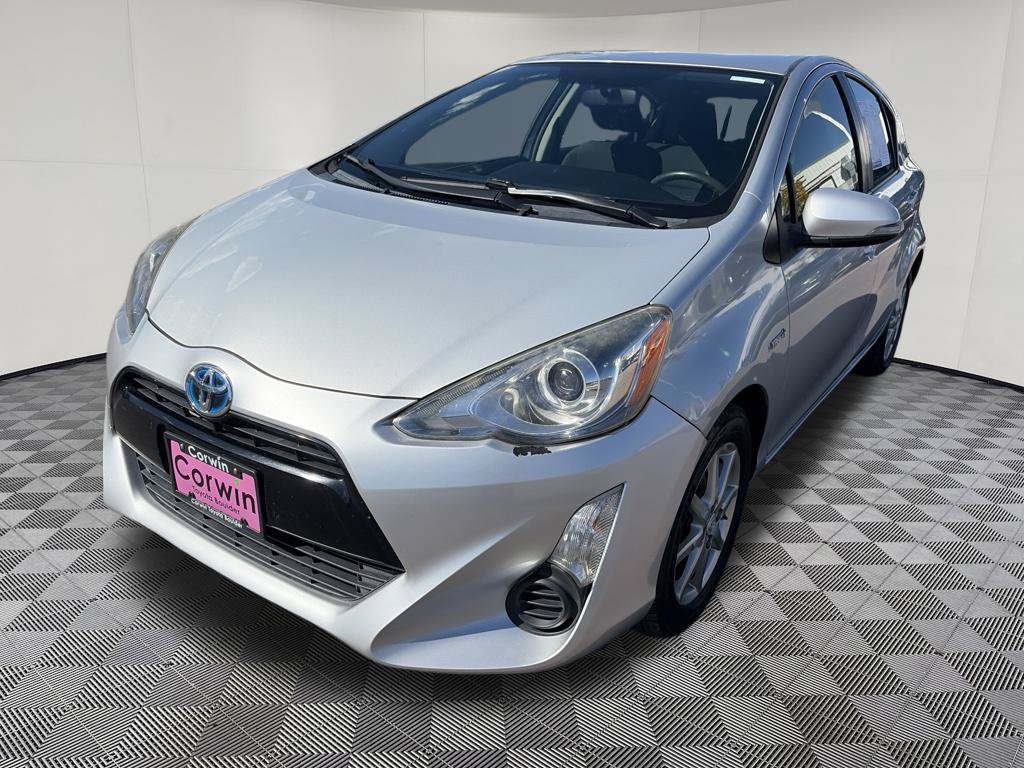Used 2015 Toyota Prius C Three FWD image 3