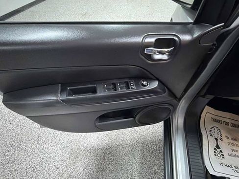 Used 2016 Jeep Compass Sport w/ Power Value Group FWD image 13