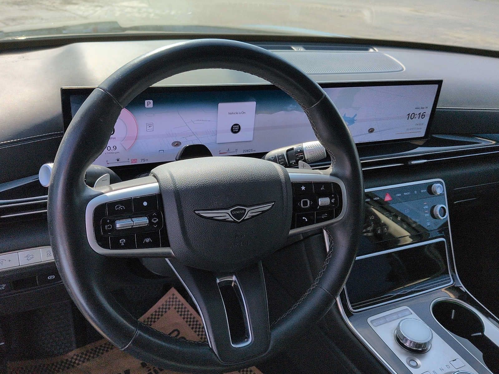 Used 2025 Genesis GV80 2.5T AWD/4WD image 12