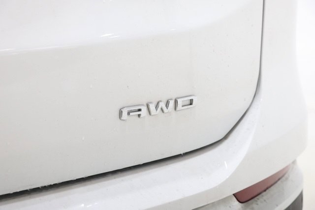 Used 2023 GMC Terrain SLT w/ Tech Package AWD/4WD image 11