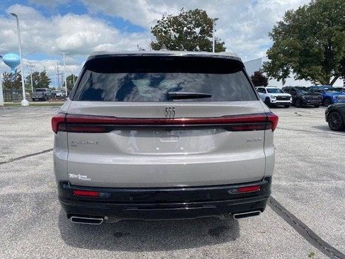 New 2026 Buick Enclave Sport Touring w/ Super Cruise Package image 4