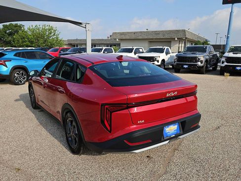 Used 2025 Kia K4 FWD image 6