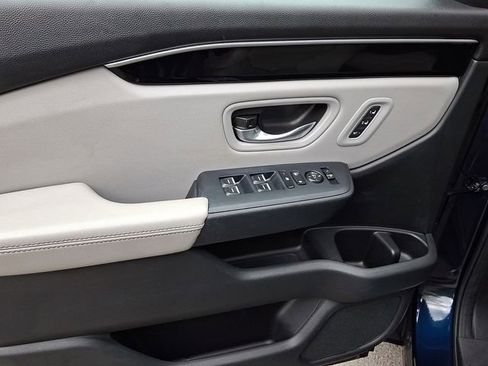 Used 2023 Honda Pilot EX-L image 14
