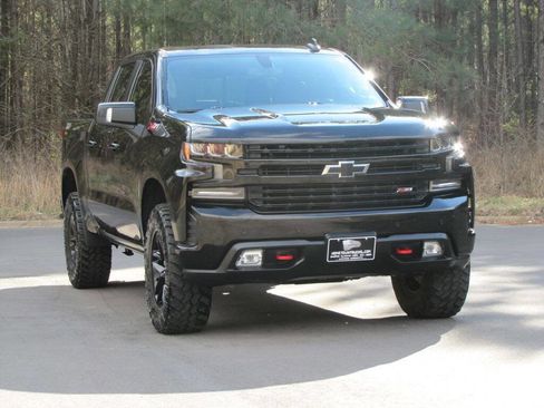 Used 2021 Chevrolet Silverado 1500 LT Trail Boss w/ LT Trail Boss Premium Package image 8