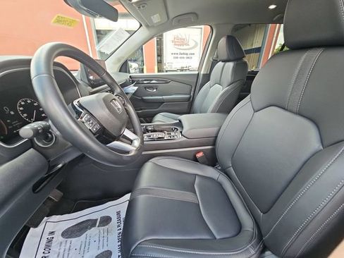 Used 2025 Honda Pilot EX-L image 21