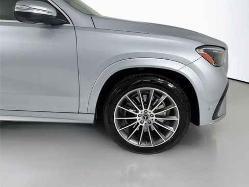 Used 2025 Mercedes-Benz GLE 350 4MATIC image 29