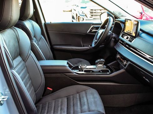 New 2026 Mitsubishi Outlander Trail Edition image 42