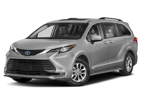 Used 2024 Toyota Sienna XLE FWD image 1