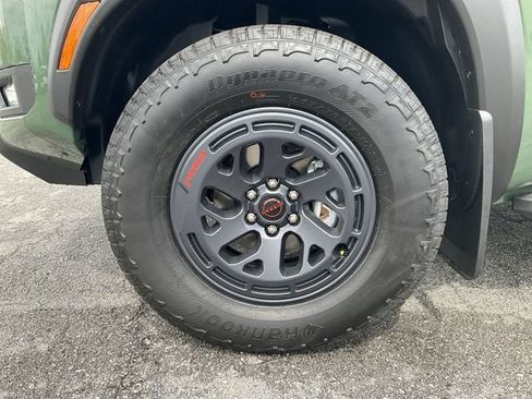 New 2026 Nissan Frontier PRO-4X w/ Tow Package AWD/4WD image 8