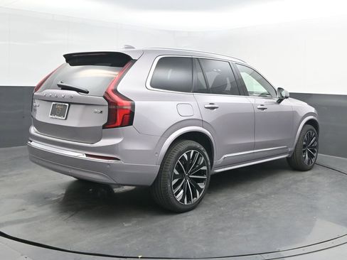 New 2026 Volvo XC90 B6 Ultra w/ Protection Package Premier AWD/4WD image 7