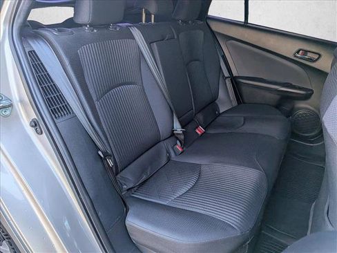 Used 2022 Toyota Prius Prime LE image 18