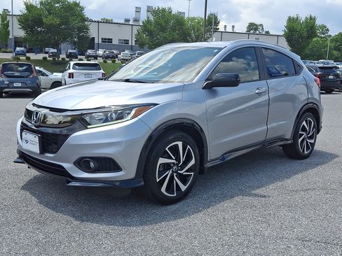 Used 2020 Honda HR-V Sport image 3