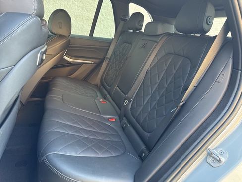 Used 2024 BMW X5 sDrive40i w/ M Sport Package RWD image 16