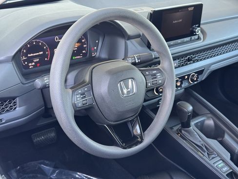 Used 2023 Honda Accord LX image 15
