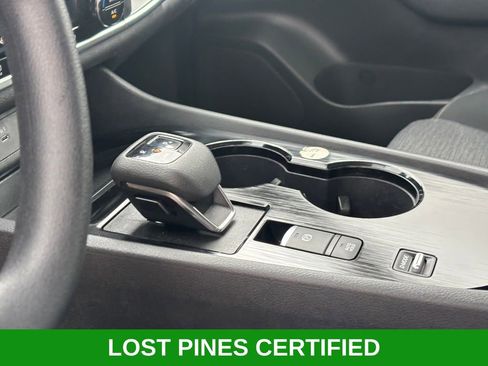 Used 2023 Nissan Rogue SV image 10