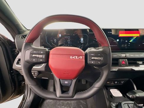 New 2025 Kia K4 GT-Line image 11