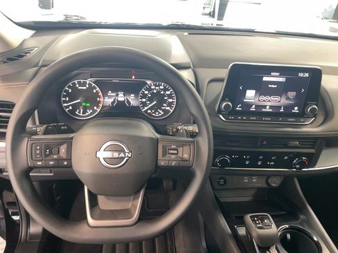 Used 2026 Nissan Rogue S AWD/4WD image 11