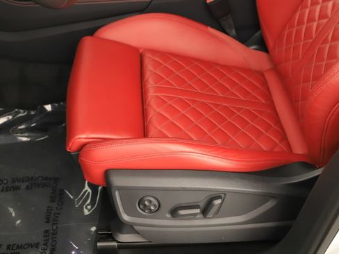 Certified 2023 Audi SQ5 Prestige w/ Prestige Package AWD/4WD image 25