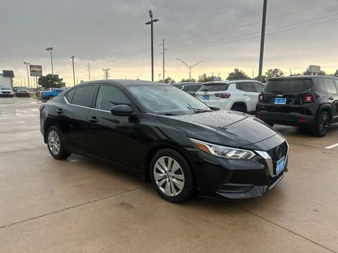Used 2023 Nissan Sentra S FWD image 3