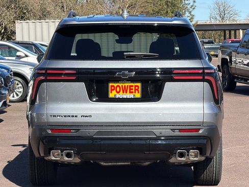 New 2026 Chevrolet Traverse LT w/ Midnight/Sport Edition AWD/4WD image 6
