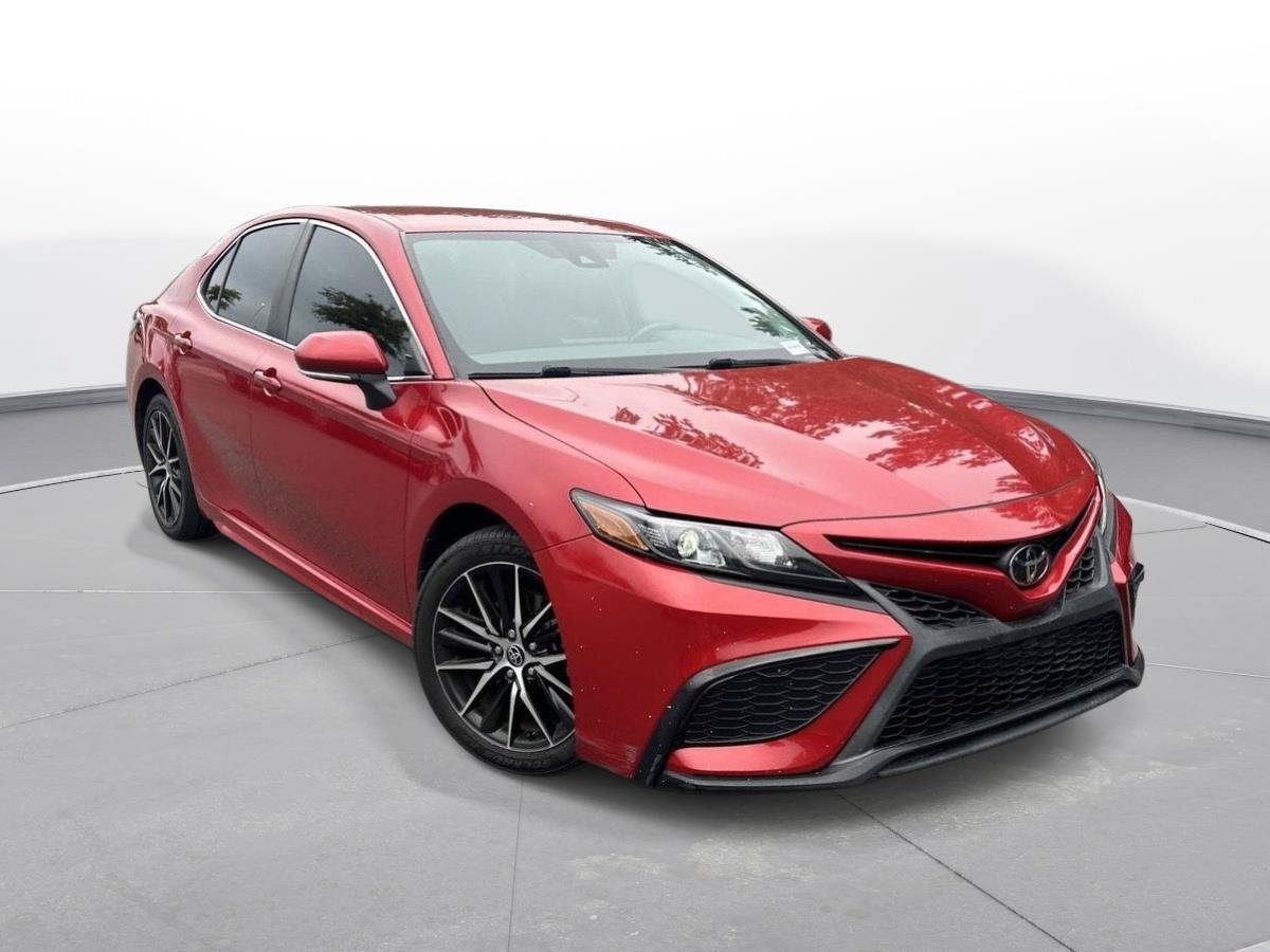 Certified 2022 Toyota Camry SE FWD image 4