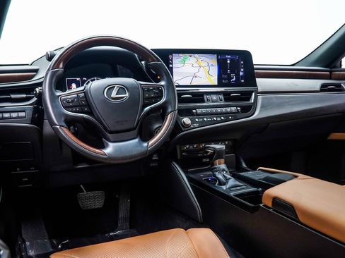 Used 2022 Lexus ES 350 Ultra Luxury w/ Accessory Package 2 FWD image 18