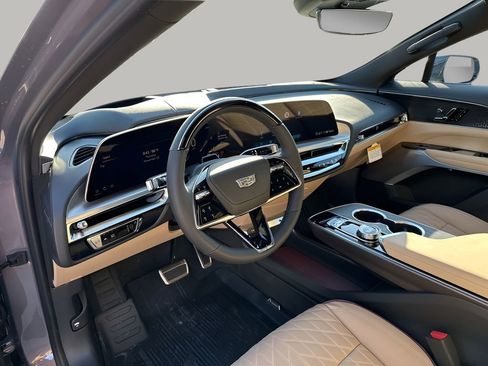 New 2026 Cadillac Lyriq Signature Luxury image 26