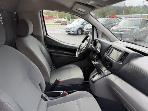 Used 2021 Nissan NV200 S image 13